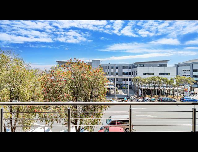 1,575M² OFFICE TO LET IN PARKTOWN